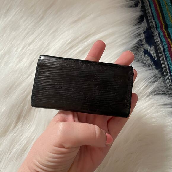 Louis Vuitton 4 Key Holder Chain Wallet Black Epi Leather SLG - Picture 4 of 9